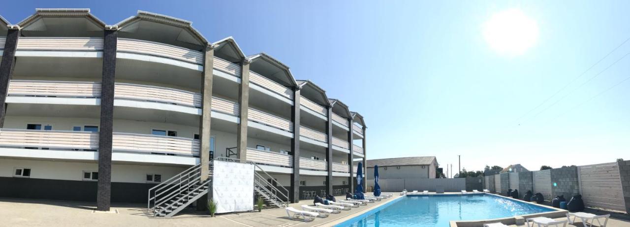 Lazurit Family Hotel Lasurne Exterior foto